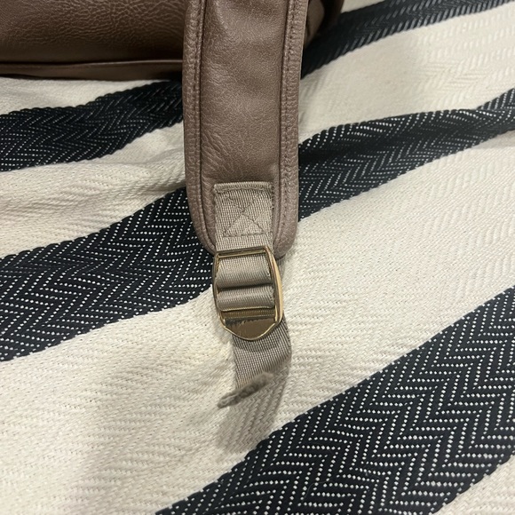 SOLD Ritzy Large Diaper Bag - Picture 3 of 8